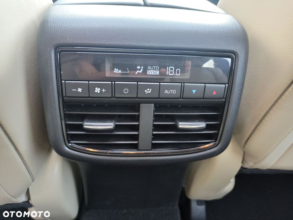 Mazda CX-9 - 9