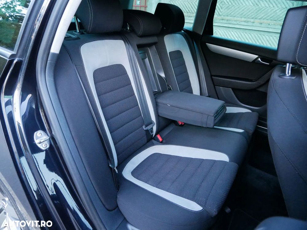Volkswagen Passat - 17