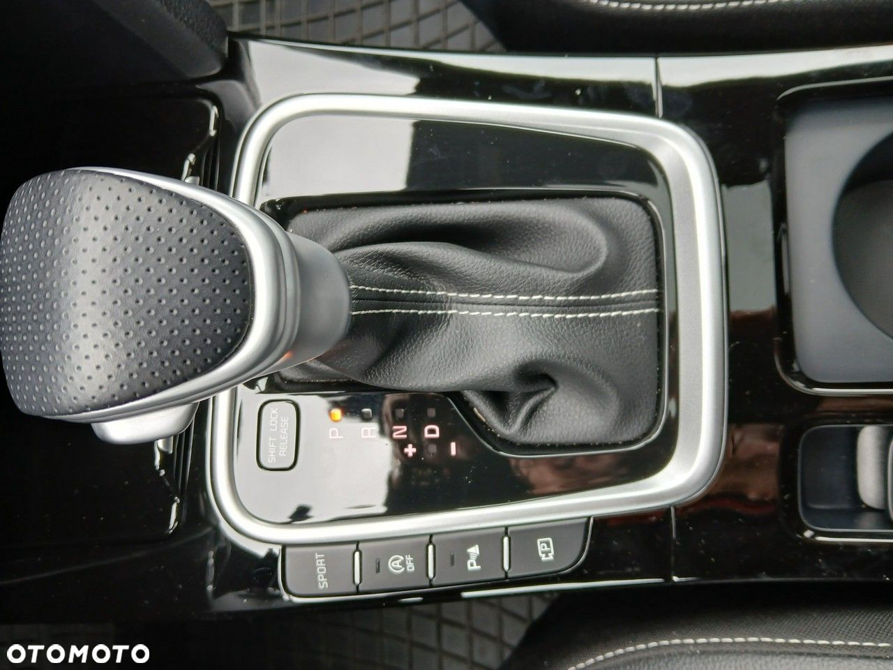 Kia XCeed 1.5 T-GDI GT-Line DCT - 16