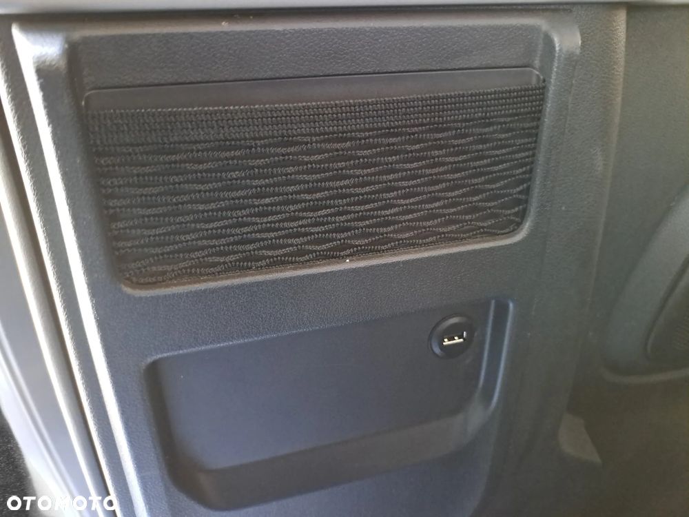 Renault TRAFIC Spaceclass - 12