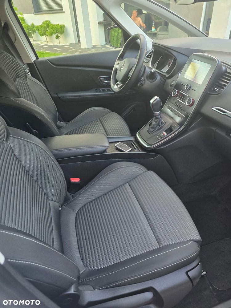 Renault Scenic - 10