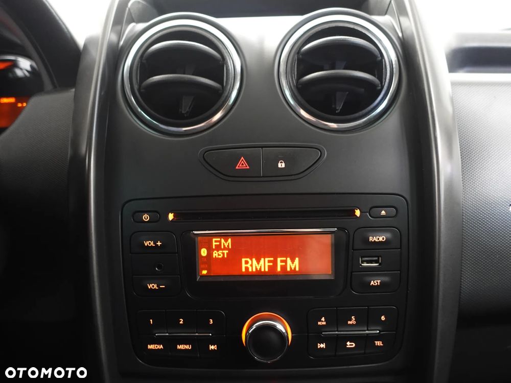 Dacia Duster SCe 115 4x2 Laureate - 30