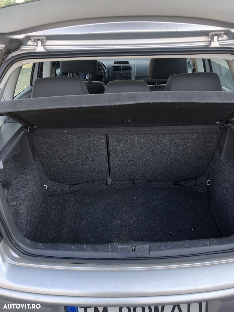 Volkswagen Polo 1.2 Cricket - 18