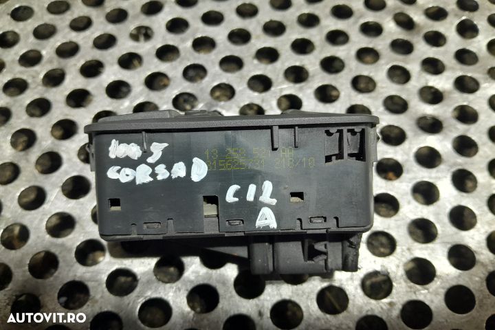 Butoane geam sofer 13258521AA 13258521AA Opel Corsa D [2006 - 2011] H - 2