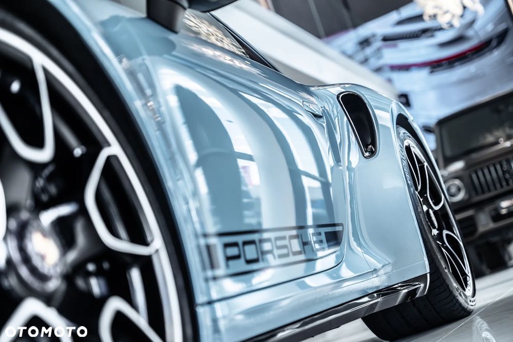 Porsche 911 Turbo S - 11