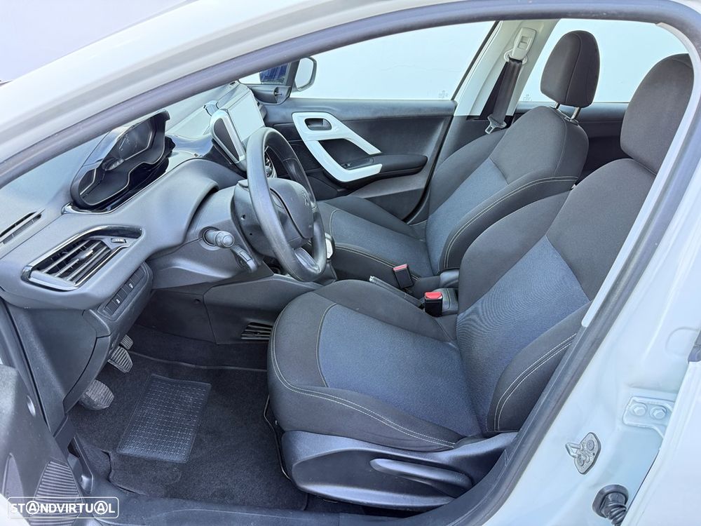 Peugeot 208 PureTech 68 Like - 8
