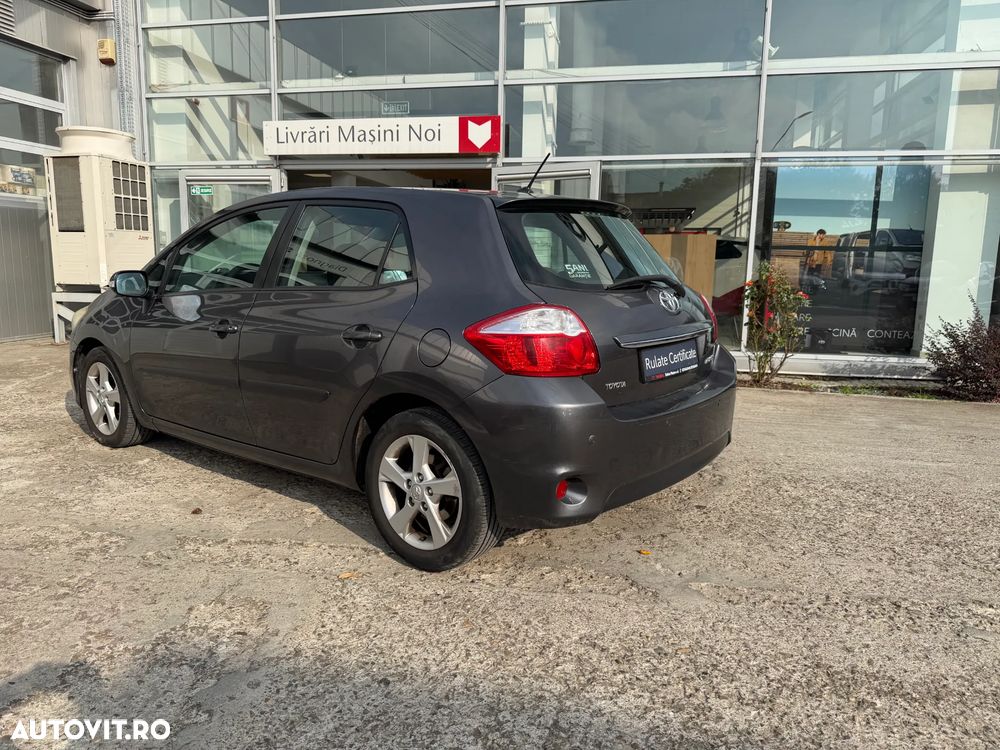Toyota Auris - 3