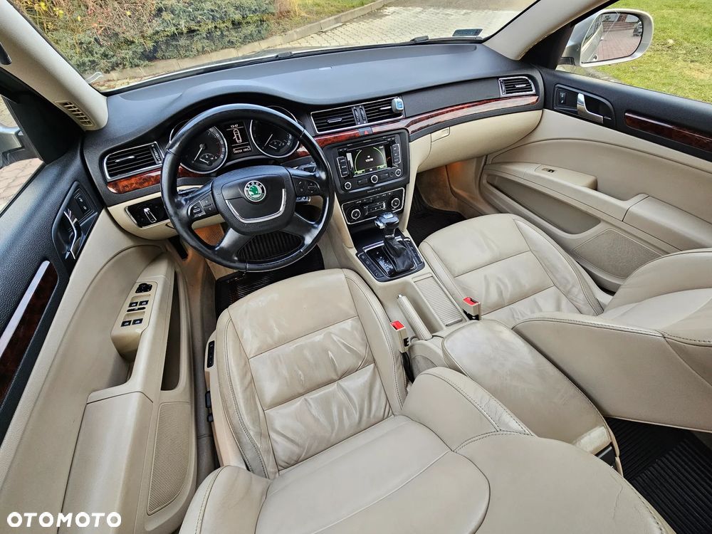 Skoda Superb 2.0 TDI Platinum DSG - 8