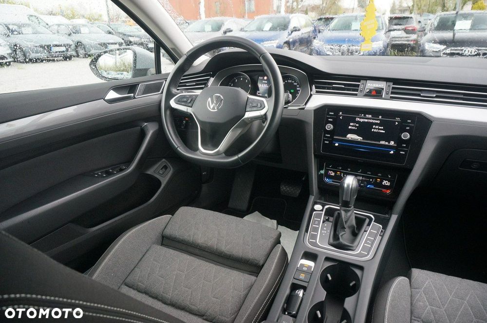 Volkswagen Passat Variant 1.5 TSI EVO Business DSG - 16