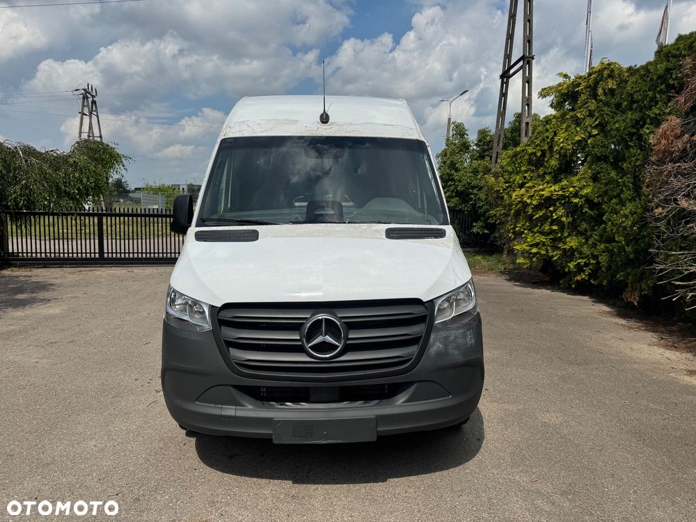 Mercedes-Benz SPRINTER - 1