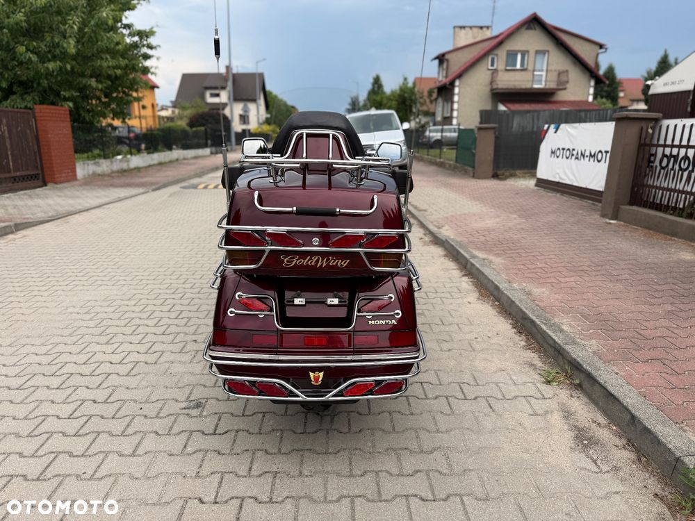 Honda GL - 11