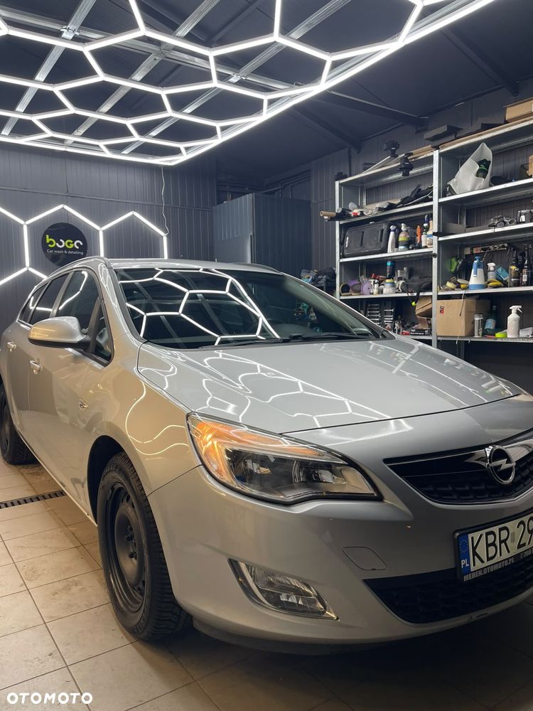 Opel Astra 1.4 Turbo - 15