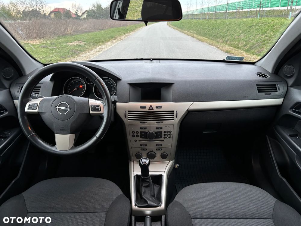 Opel Astra - 14