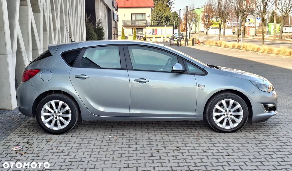 Opel Astra 1.4 Turbo Exklusiv - 7