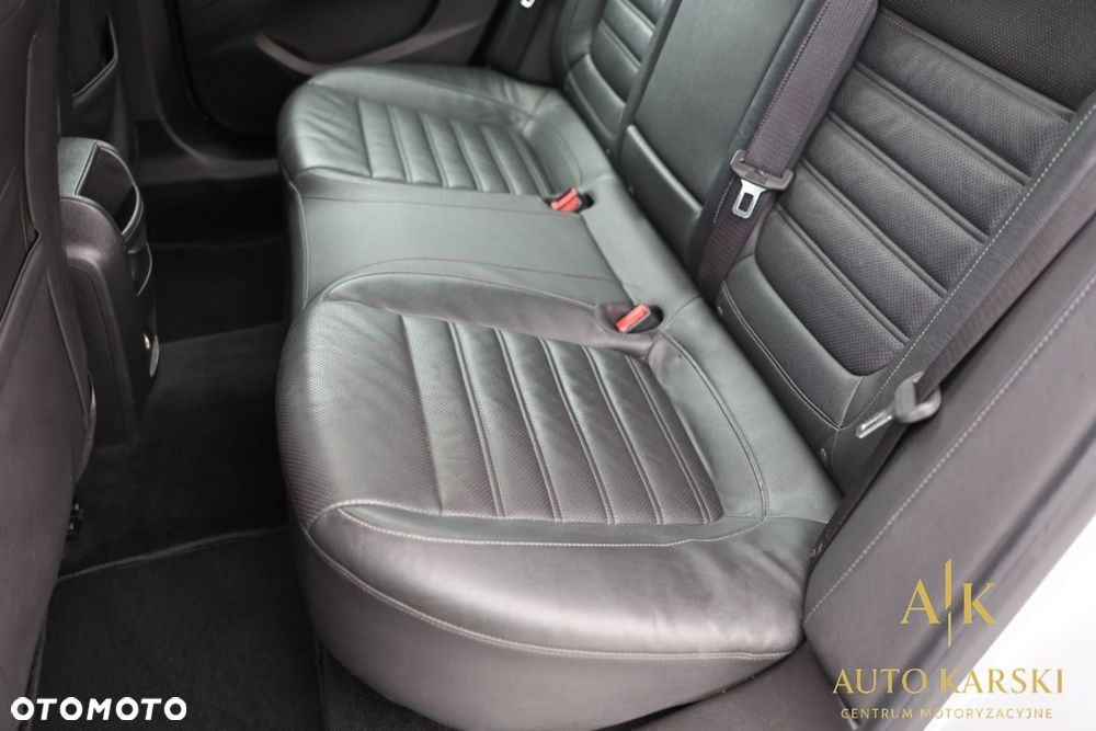 Opel Insignia - 34