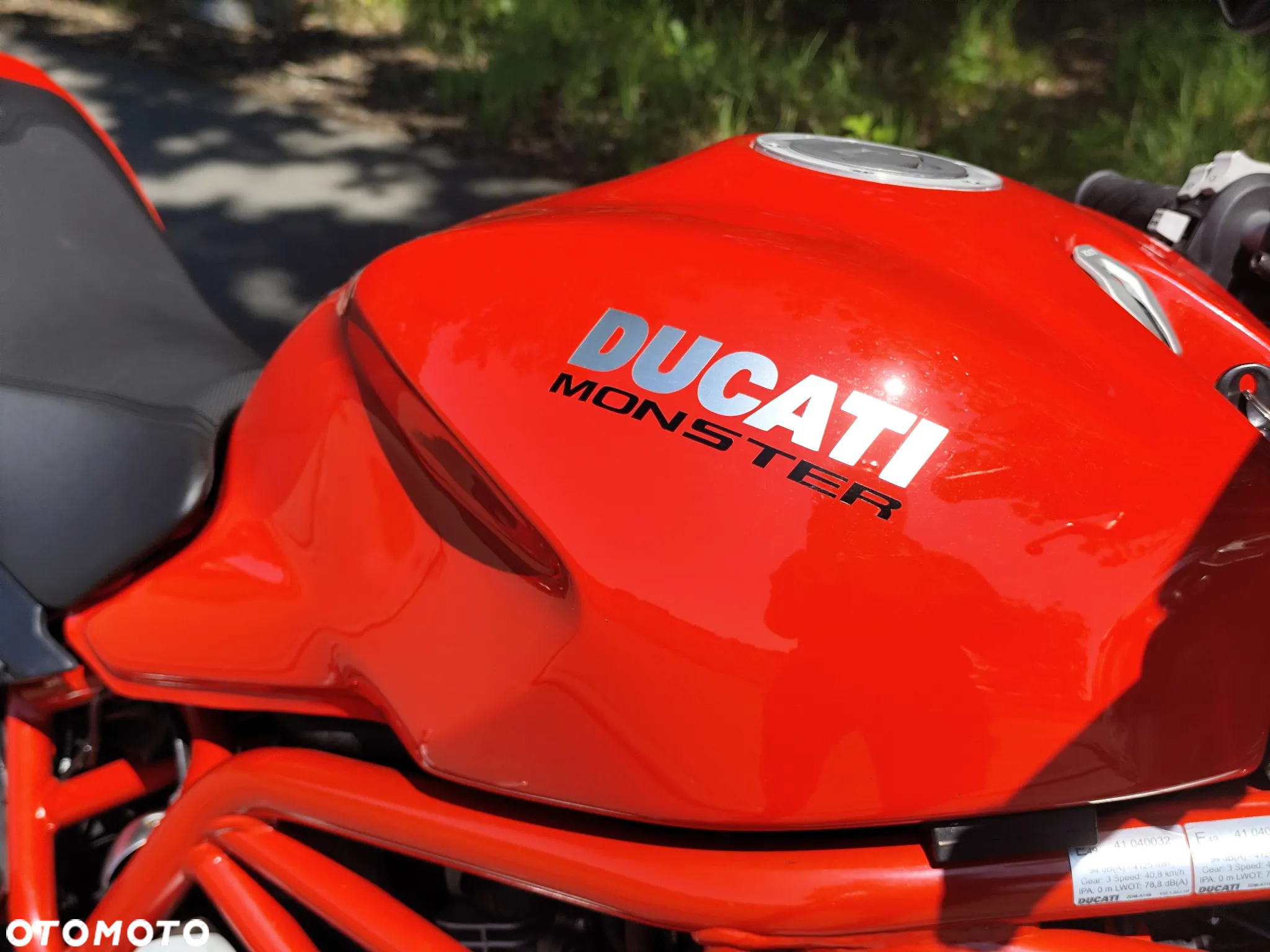 Ducati Monster - 12