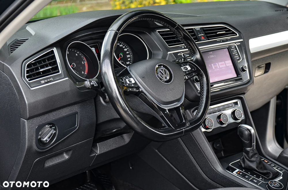 Volkswagen Tiguan 2.0 TDI SCR 4Motion (BlueMotion Techn.) DSG Highline - 27