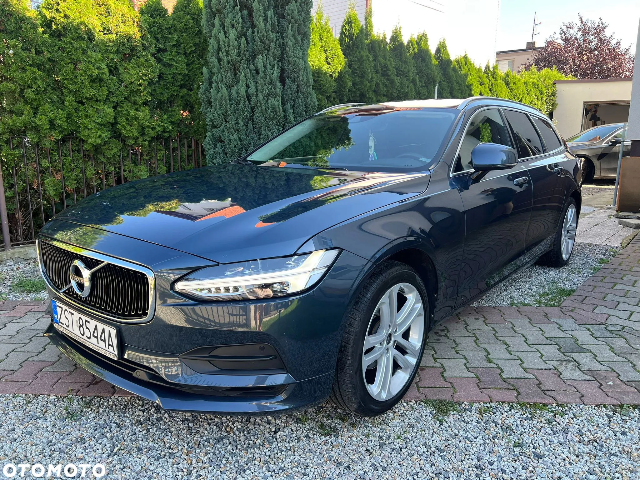 Volvo V90 D3 Momentum - 17