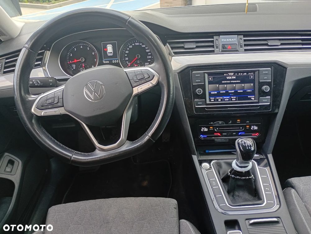 Volkswagen Passat 1.5 TSI EVO Business - 11