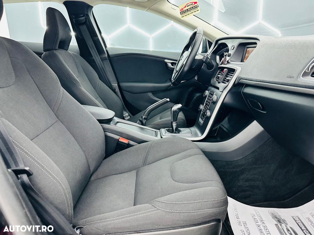 Volvo V40 D2 Kinetic - 18
