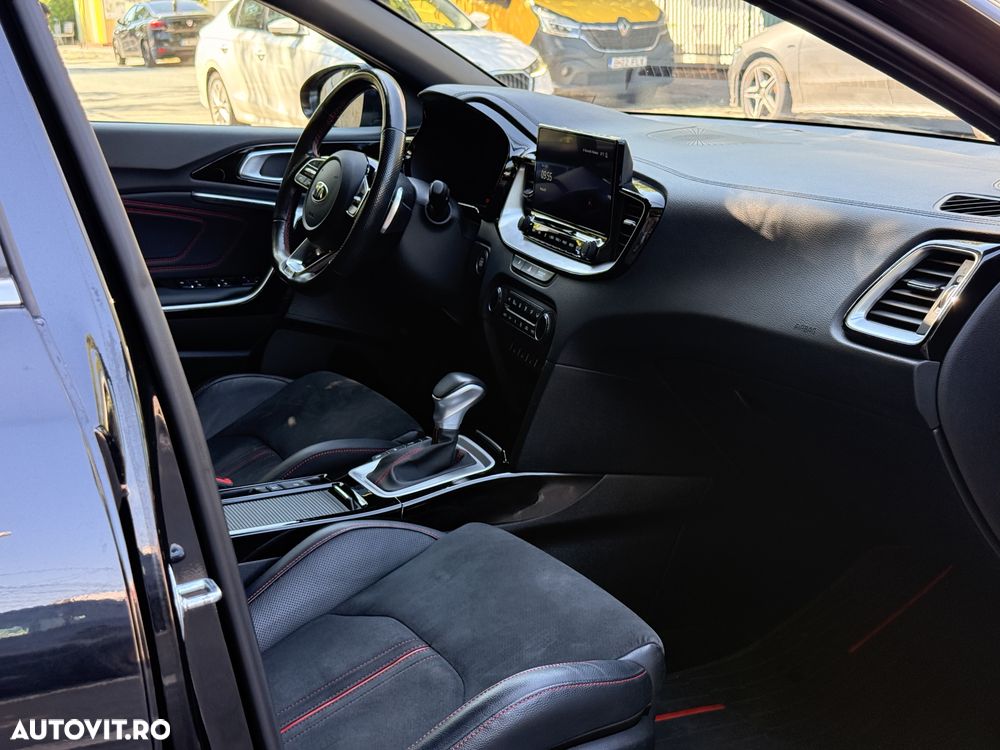Kia Ceed 1.6 T-GDI 7DCT GT - 12