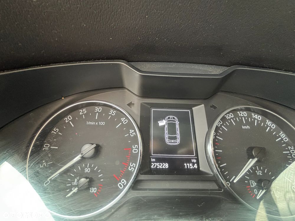 Skoda Octavia 1.6 TDI Ambition - 6