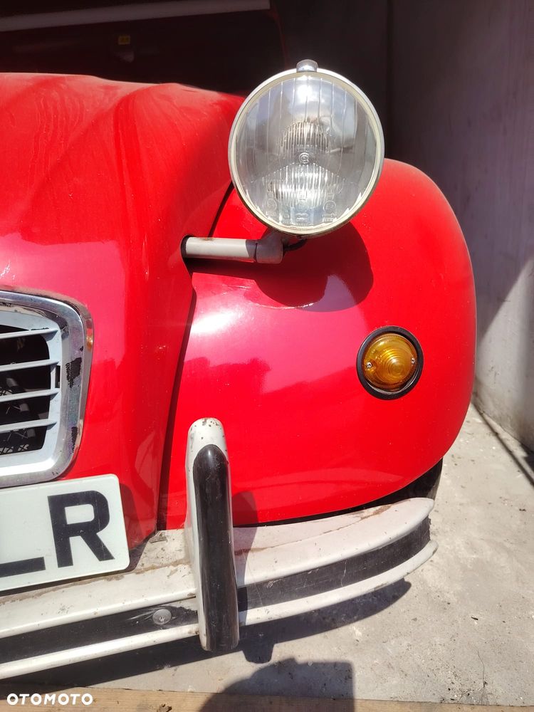 Citroën 2 CV 6 Spécial - 3