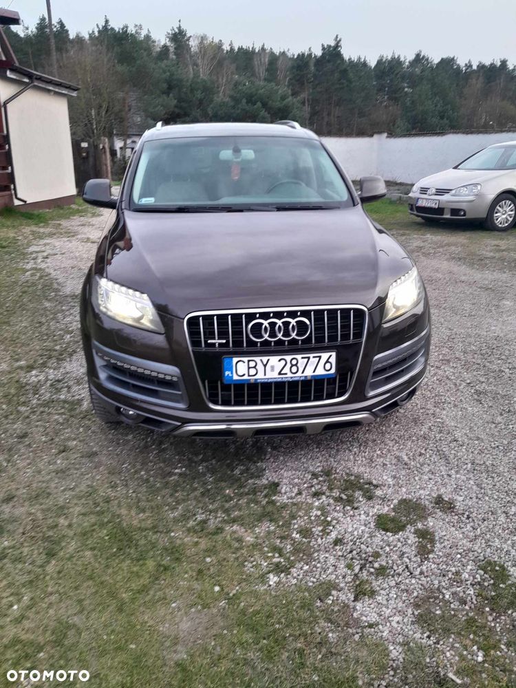 Audi Q7 - 12
