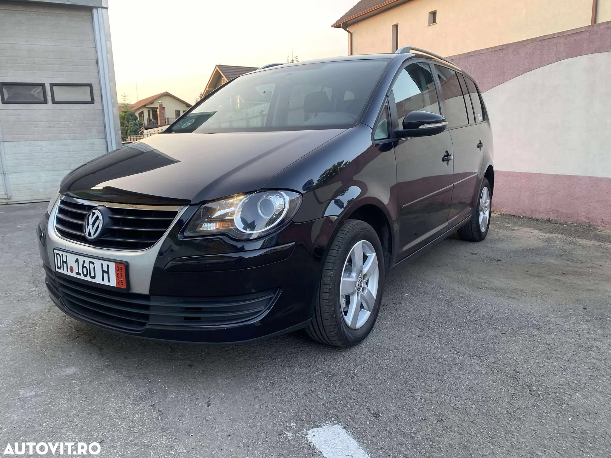 Volkswagen Touran 1.9 TDI DPF Freestyle - 2