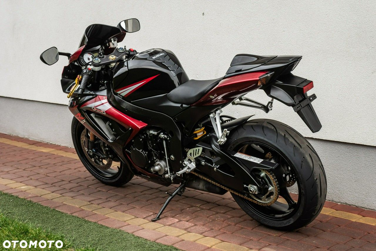 Suzuki GSX-R - 4
