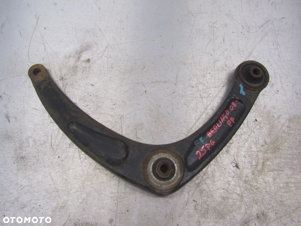 Citroen Berlingo-Partner 08->1.6 HDI wahacz prawy przód - 1