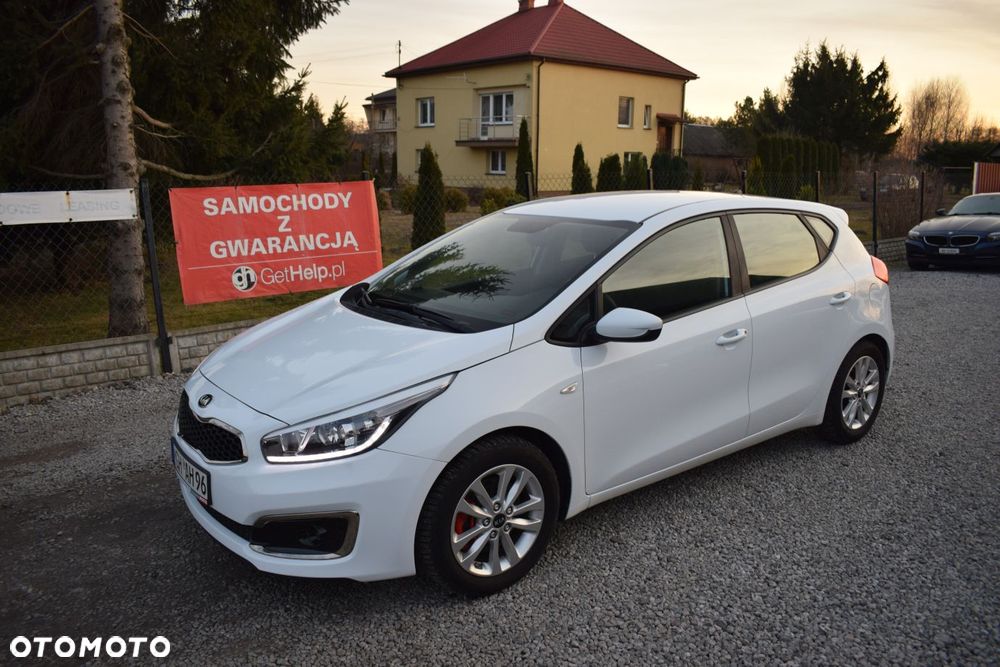 Kia Ceed 1.6 GDI Business Line - 1