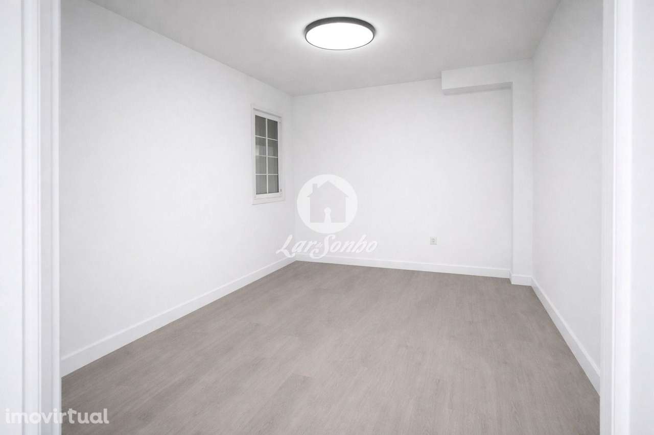 Moradia Bi-Familiar T2+T4 - Azurara, Vila do Conde - Grande imagem: 5/20