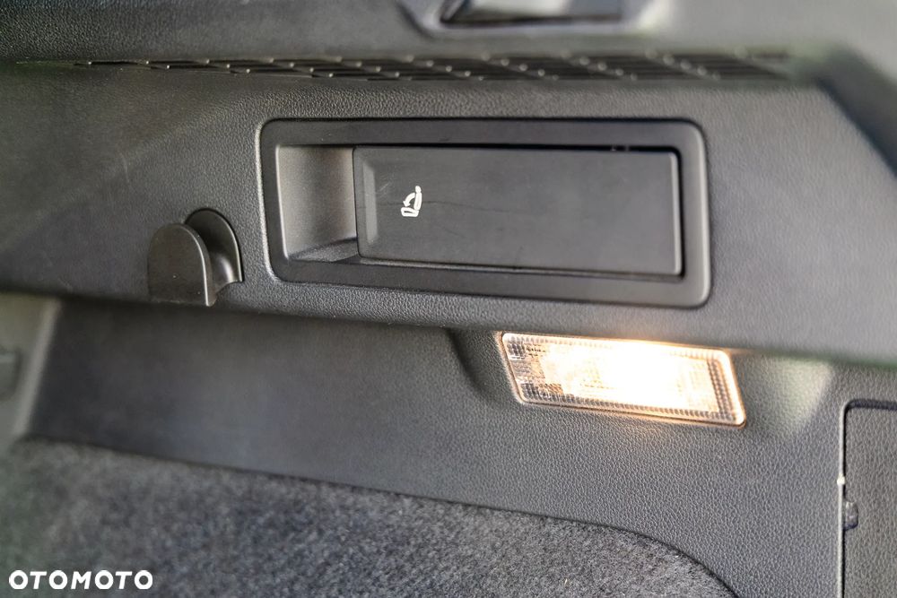Volkswagen Tiguan - 37