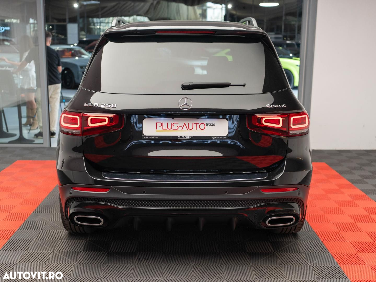 Mercedes-Benz GLB 250 4MATIC Aut. - 23