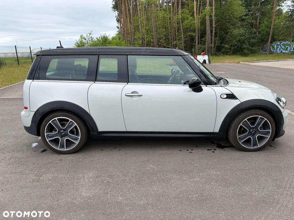 MINI Clubman Cooper D - 4