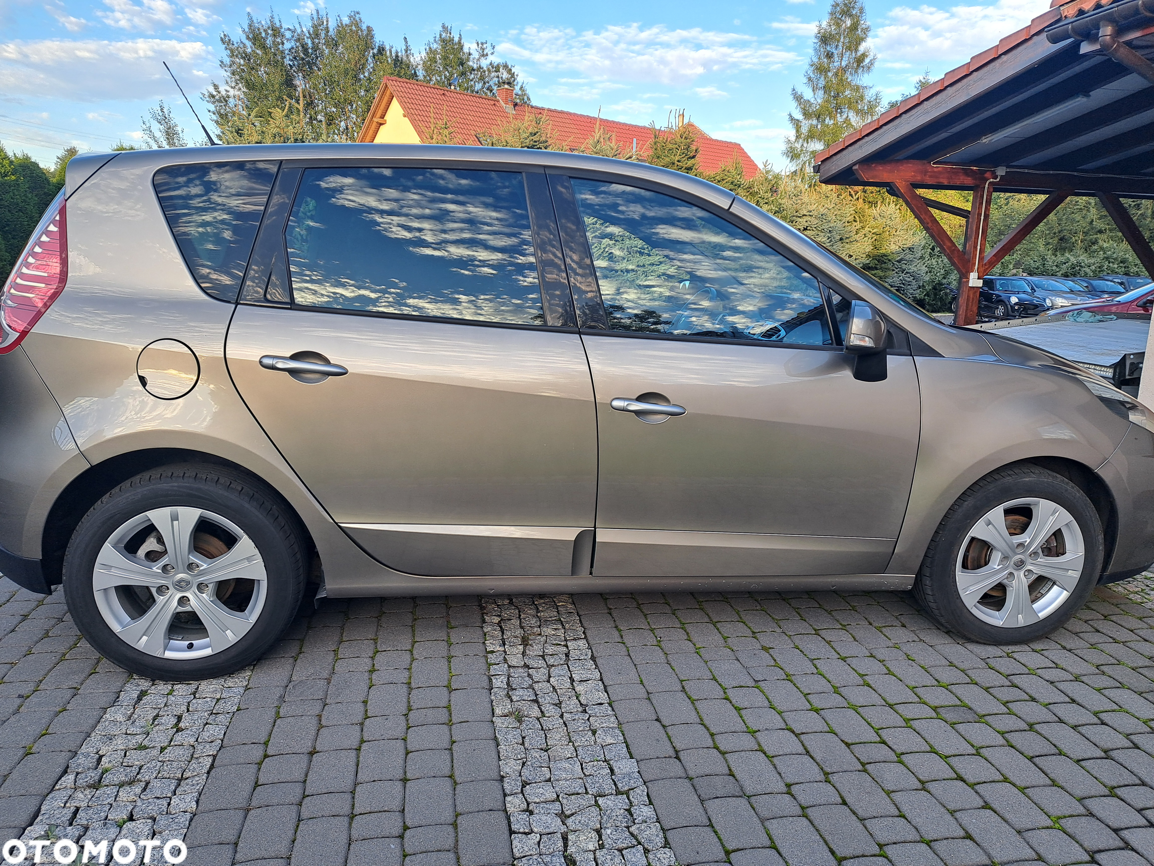 Renault Scenic 1.4 16V TCE TomTom Edition - 3