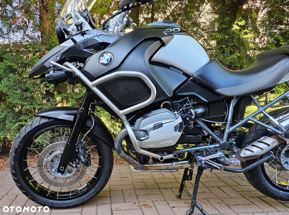 BMW R - 9