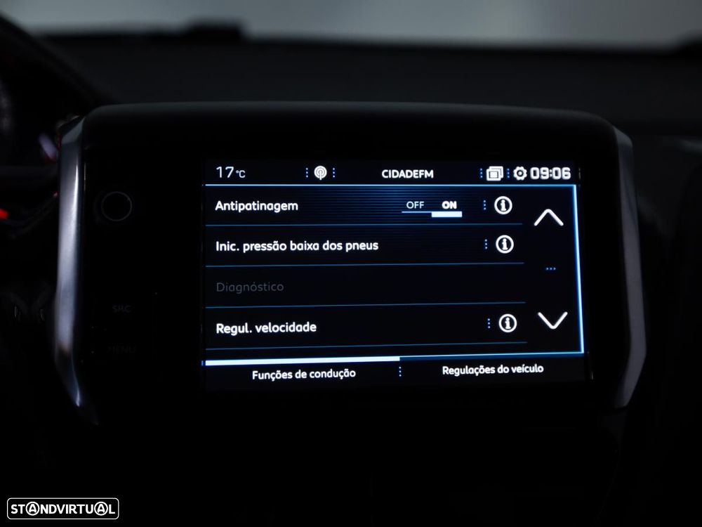 Peugeot 208 1.2 PureTech Allure - 22
