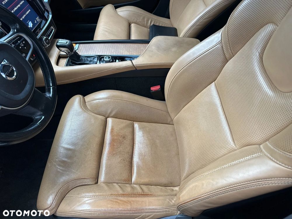 Volvo S90 - 18