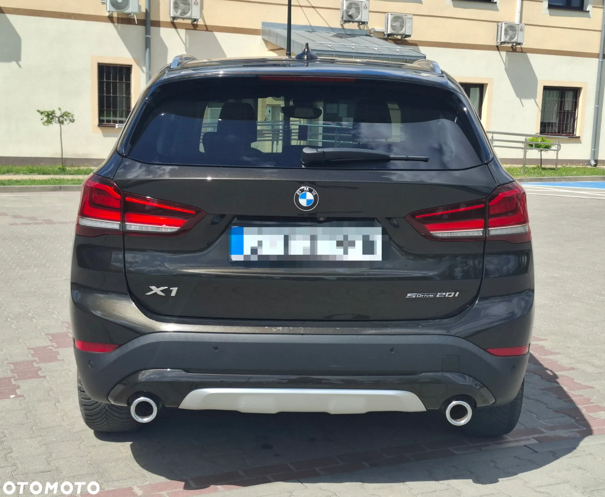 BMW X1 sDrive20i GPF xLine - 32
