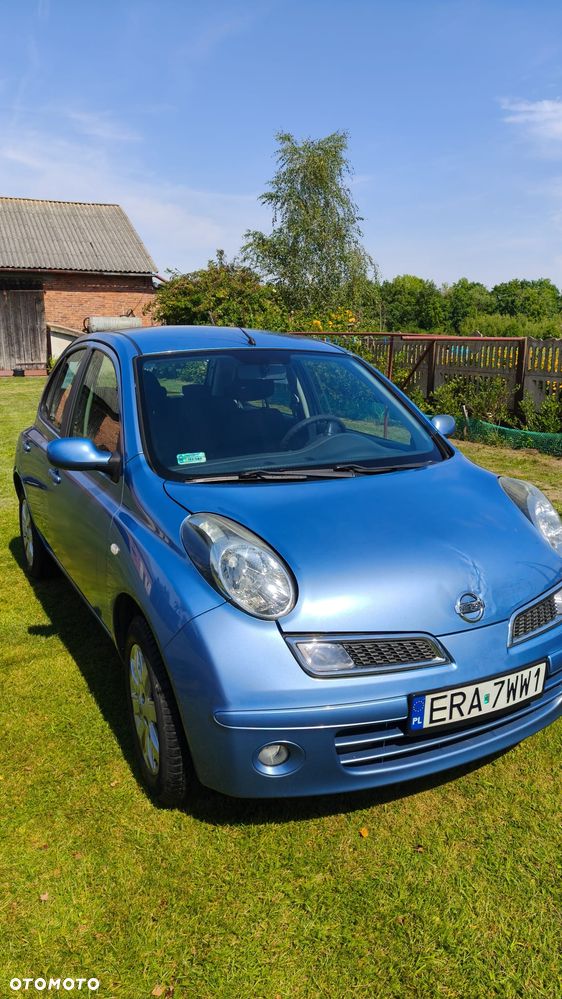 Nissan Micra - 1