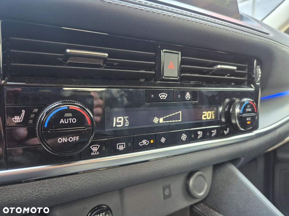 Nissan Qashqai 1.3 DIG-T MHEV N-Connecta Xtronic - 14