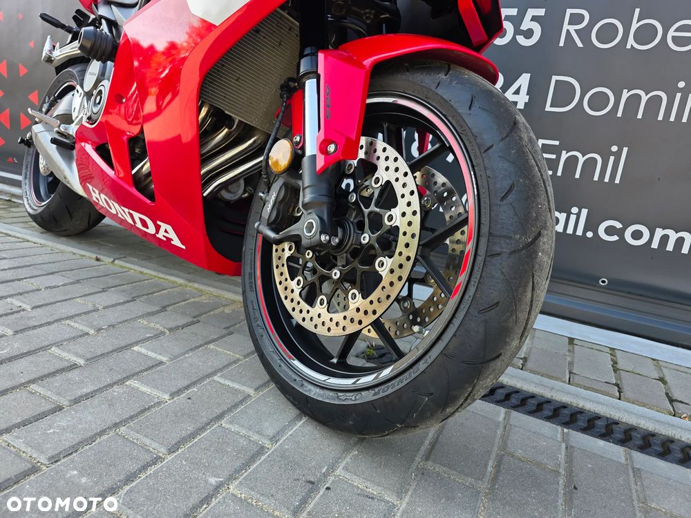 Honda CBR - 16