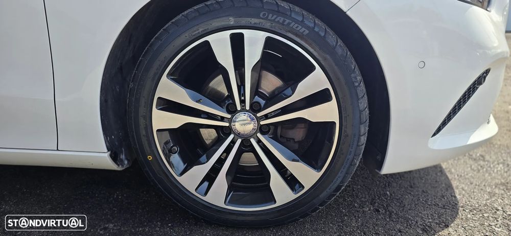 Mercedes-Benz B 180 d 7G-DCT Progressive - 41