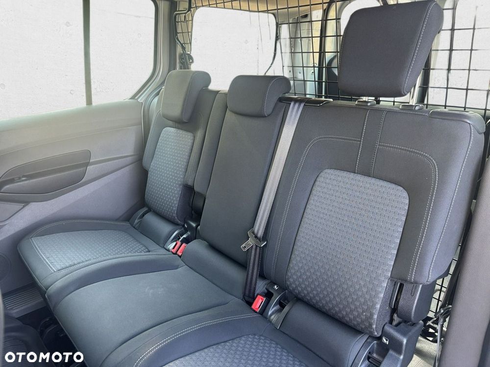 Ford Transit Connect - 21