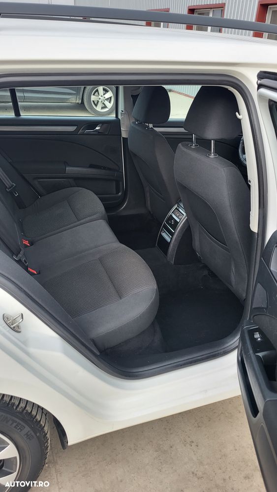 Skoda Superb 2.0 TDI FAMILY - 14