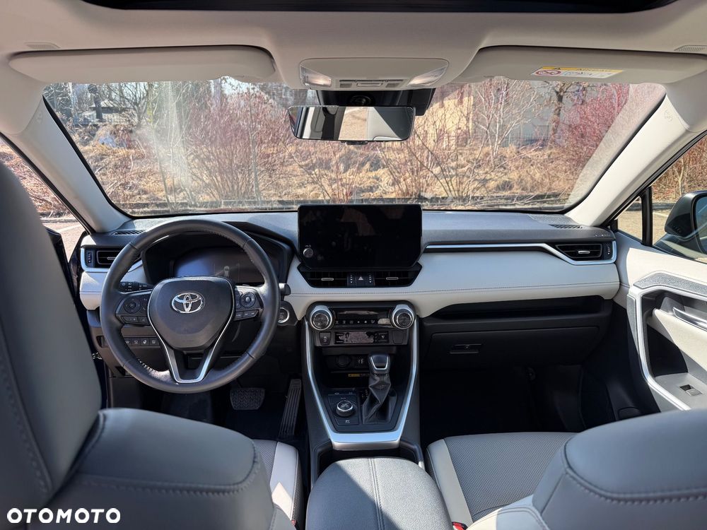 Toyota RAV4 - 12