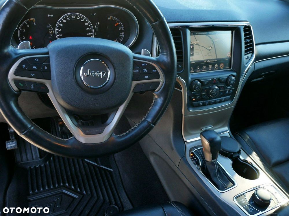 Jeep Grand Cherokee - 11