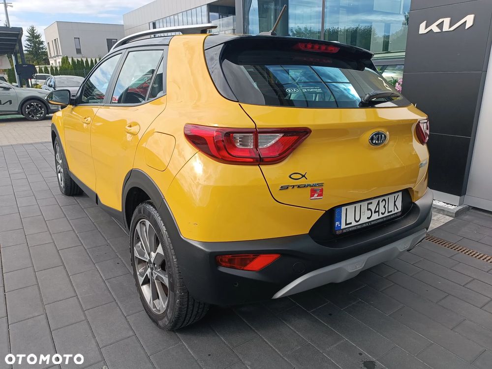 Kia Stonic - 8